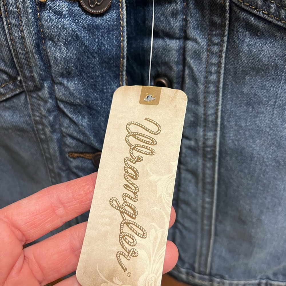Wrangler Blue Denim Jacket with White Sherpa Collar - Picture 3 of 9